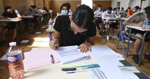« La France est-elle un pays raciste ? » : des élèves contraints de s’interroger sur le racisme de la police française
