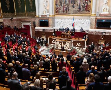 Présidentielle 2022 : Macron envisage-t-il de dissoudre l’Assemblée pour pénaliser Zemmour ?
