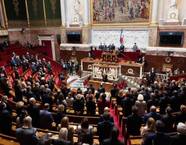 Présidentielle 2022 : Macron envisage-t-il de dissoudre l’Assemblée pour pénaliser Zemmour ?