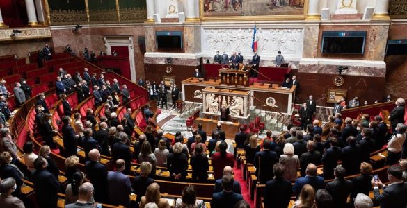 Présidentielle 2022 : Macron envisage-t-il de dissoudre l’Assemblée pour pénaliser Zemmour ?