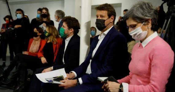 INFO JDD. Législatives : le « non » des militants locaux d'EELV à Sandrine Rousseau et Alice Coffin