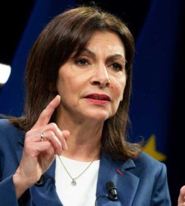 « Je n'aurais jamais pu tomber amoureuse d'un adolescent » : le tacle gratuit d'Anne Hidalgo à Brigitte Macron