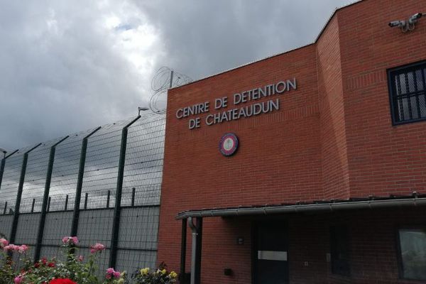 Un homme frappé à mort par un codétenu à la prison de Châteaudun