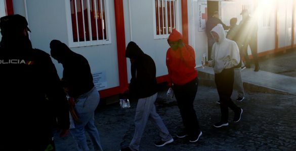 Espagne : 25 migrants probablement morts au large des Canaries
