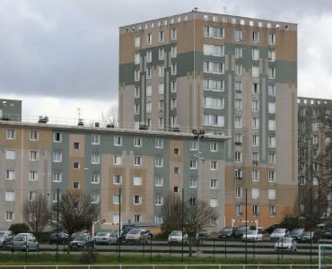Rixes entre bandes en Essonne : un jeune de 20 ans dans un état grave après avoir été percuté par une voiture