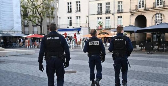 Nantes. Coups de pied, coups de poing et propos racistes