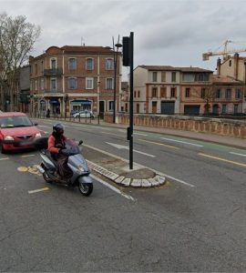 Toulouse. Un automobiliste traîne une femme par les cheveux sur une grande avenue du centre-ville