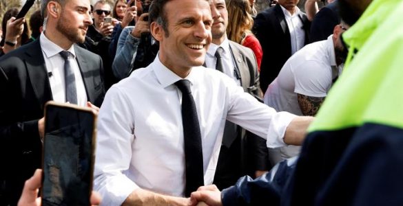 Présidentielle 2022 : près de 500 personnalités du monde de la culture appellent à voter Macron
