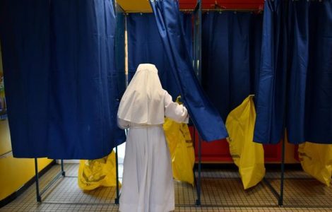«Chez les catholiques pratiquants réguliers, le vote contestataire est désormais dominant»
