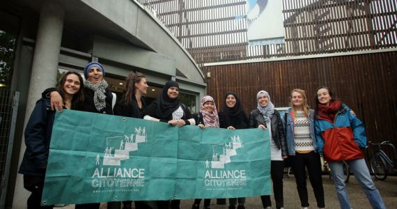 «Couple kabyle», «malades», «FN»... : l’étrange listing de l’association Alliance citoyenne