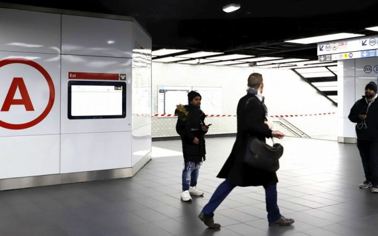 Paris : à 10, 12 et 13 ans, ils volent le portefeuille d’un magistrat dans le RER