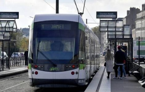 Nantes. Une bagarre dégénère dans le tram, un homme poignardé au thorax et à la tête