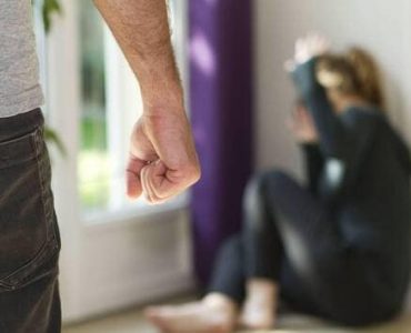 Vannes. Le fils de 8 ans filme sa maman se faisant tabasser par le père... qui part en prison
