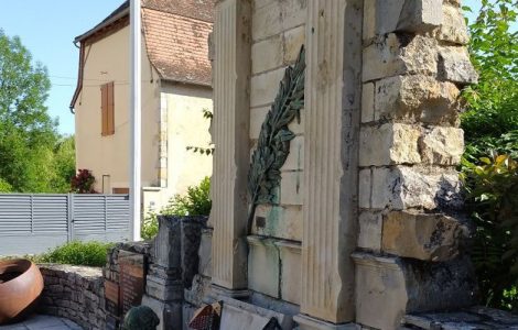 Lot : Le monument aux morts de Bretenoux, sa statue et sa plaque, saccagés durant la nuit