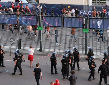 Vols, violences et fraudes autour du Stade de France : "Jamais les policiers n'avaient vu un tel chaos"