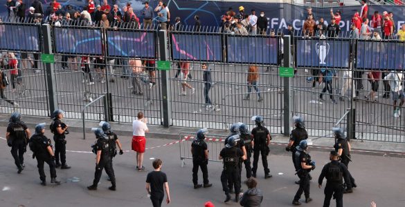 Vols, violences et fraudes autour du Stade de France : "Jamais les policiers n'avaient vu un tel chaos"