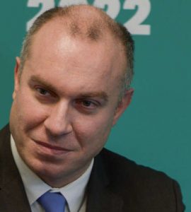 Critiqué pour avoir pris un vol intérieur, François Gemenne quitte Twitter : « Attention à la quête de pureté et de radicalité »