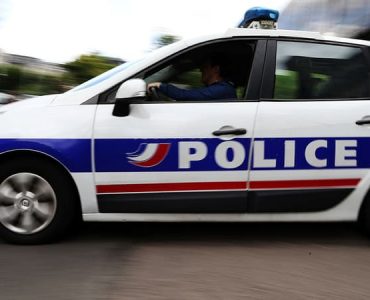 Fréjus: un SDF meurt percuté par une voiture, le suspect interpellé après un délit de fuite