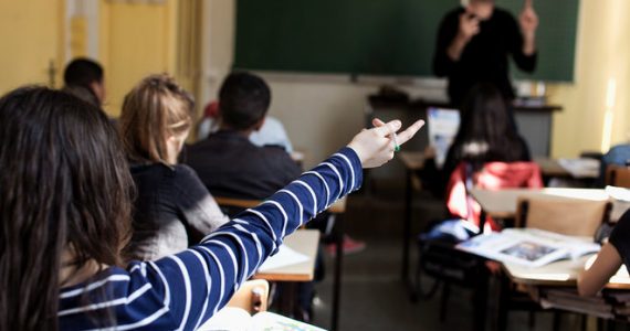 L’univers sexiste, homophobe et autoritaire de Stanislas, le « meilleur » lycée de France