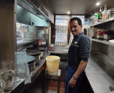 À Paris, comment la crêpe bretonne de Montparnasse est devenue une affaire tamoule