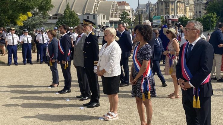 Le maire de Reims va porter plainte après une cérémonie du 18-Juin «perturbée»