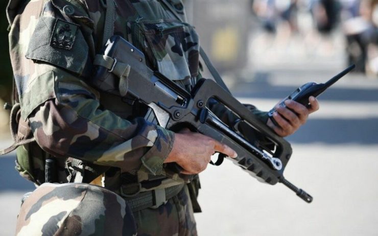 Besançon : quatre militaires de Sentinelles en civil visés par des coups de feu, un blessé léger