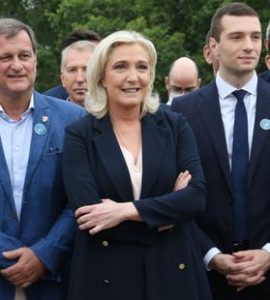Pour la présidence du Rassemblement national, Louis Aliot lance le match contre Jordan Bardella