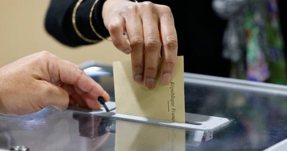Second tour des législatives: en cas de duel Nupes-Ensemble, les électeurs du RN préfèrent la gauche
