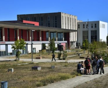 L'université Clermont Auvergne adopte une charte « pour une communication inclusive » sans unanimité