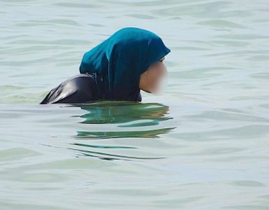 INFO LA DEPECHE. À Toulouse, des dizaines de femmes se sont baignées en burkini dans une piscine municipale