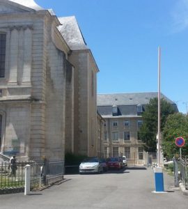 Bourges : une Erythréenne agresse une assistante sociale avec un couteau