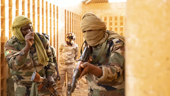 Des djihadistes affiliés à l'organisation État islamique se sont ...