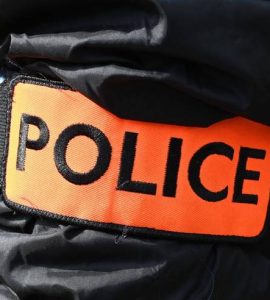 Besançon : Un policier visé par un scooter en pleine cage d’escalier