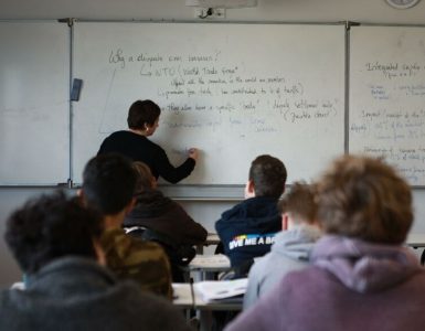 Apprentissage de l’anglais : plus de la moitié des élèves de 3e n’ont pas le niveau requis