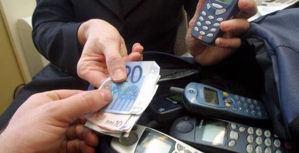Plus de 200 téléphones volés à Rennes et envoyés en Algérie : « Je n’ai pas réalisé l’ampleur »