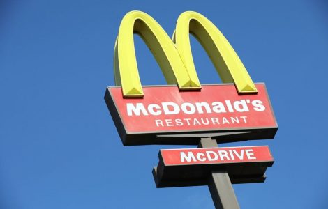 Vélizy-Villacoublay : l’altercation avec les livreurs au drive du McDo se termine au couteau