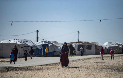 Syrie : la France rapatrie une femme et ses deux enfants