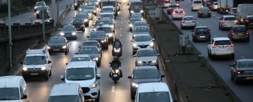 A6a : des militants écologistes de «Dernière Rénovation» ont bloqué l’autoroute à Arcueil