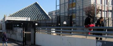Beaumont-sur-Oise : le lycée Évariste-Galois évacué après des tirs de feux d’artifice sur les bâtiments et de pétards dans les locaux