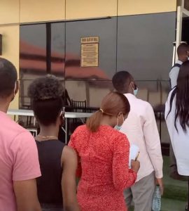 Ces médecins nigérians soumis “à des conditions proches de l’esclavage” au Royaume-Uni