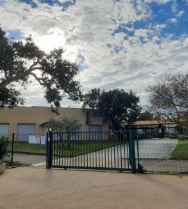 Porto-Vecchio: lycéenne voilée, son frère exclu après s'en être pris à la CPE