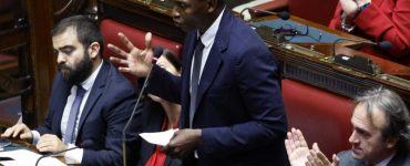 Italie : un député pro-migrants suspendu pour soupçons de mauvais traitements infligés à des migrants