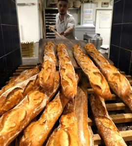 La baguette de pain française inscrite au patrimoine immatériel de l'humanité par l'Unesco
