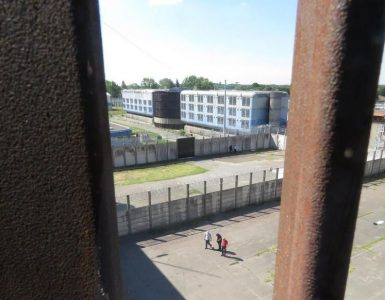 Une surveillante de la prison de Bois-d’Arcy condamnée pour avoir fourni du cannabis à ses amants détenus