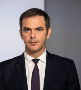 Paris 2024 : "Fabriquer deux millions de mascottes en quelques mois, on ne sait pas faire", déplore Olivier Véran