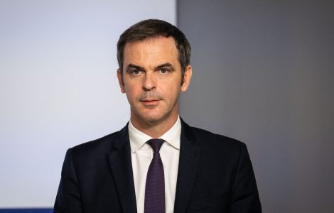 Paris 2024 : "Fabriquer deux millions de mascottes en quelques mois, on ne sait pas faire", déplore Olivier Véran