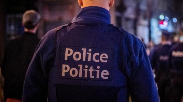 Bruxelles: deux décès et trois blessés lors d’agressions au couteau dans trois communes différentes