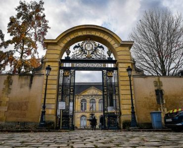 Un Neversois frappe et séquestre pendant cinq jours sa femme enceinte de huit mois… parce qu’elle a un compte Snapchat