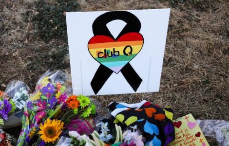 Tuerie dans le Colorado : le tireur devrait répondre de meurtres aggravés d'homophobie