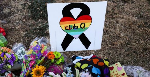 Tuerie dans le Colorado : le tireur devrait répondre de meurtres aggravés d'homophobie